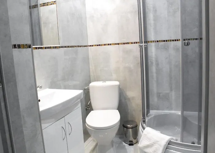 Abrakadabra בית הארחה